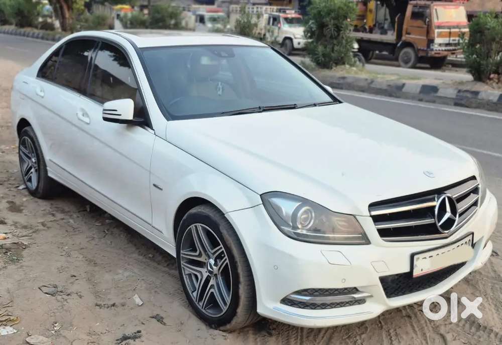 Mercedes-benz C-class 2012 Diesel 139000 Km Driven