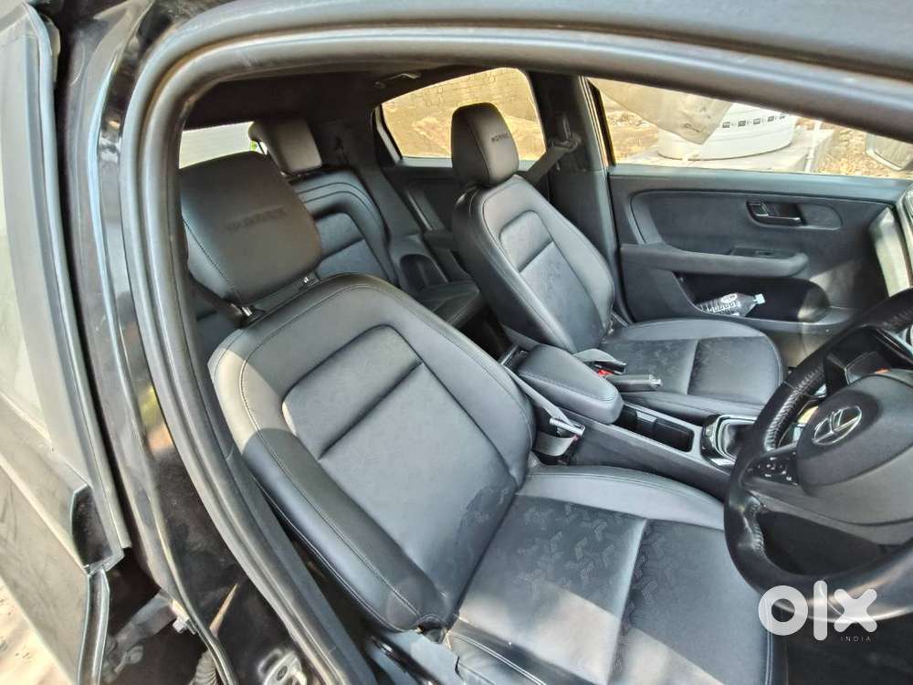 Tata Altroz 2023 Petrol Well Maintained