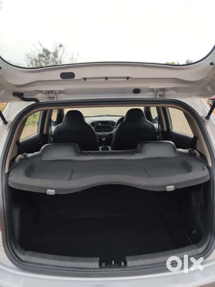 Hyundai Grand I10 2015 Petrol 85000 Km Driven