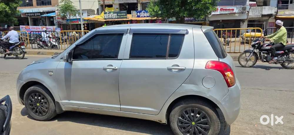 Maruti Suzuki Swift 2011
