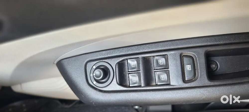 Renault Triber 2022 Petrol 33155 Km Driven