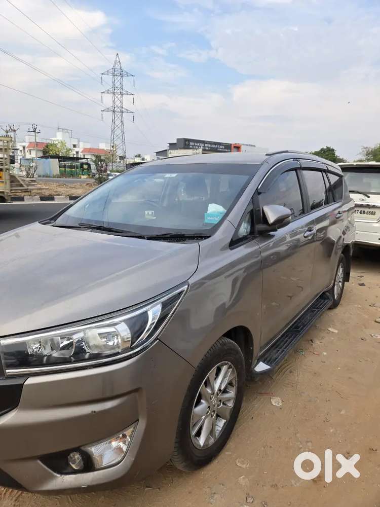 Toyota Innova Crysta 2024