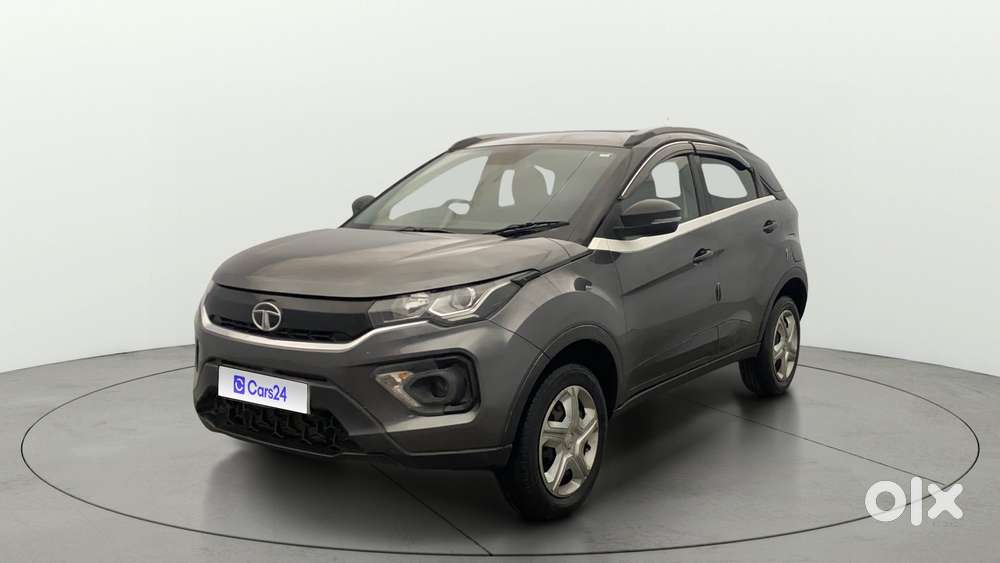 Tata Nexon 1.5 Revotorq Xma Amt (s), 2021, Petrol