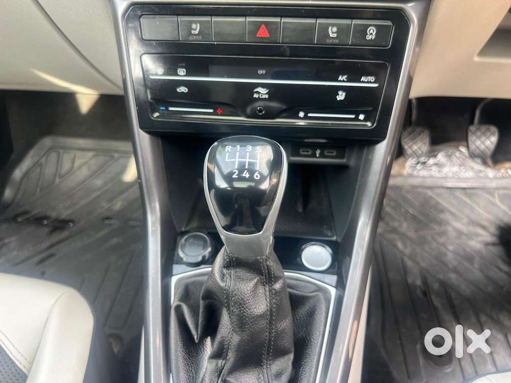 Volkswagen Taigun 1.0 Tsi Topline, 2023, Petrol