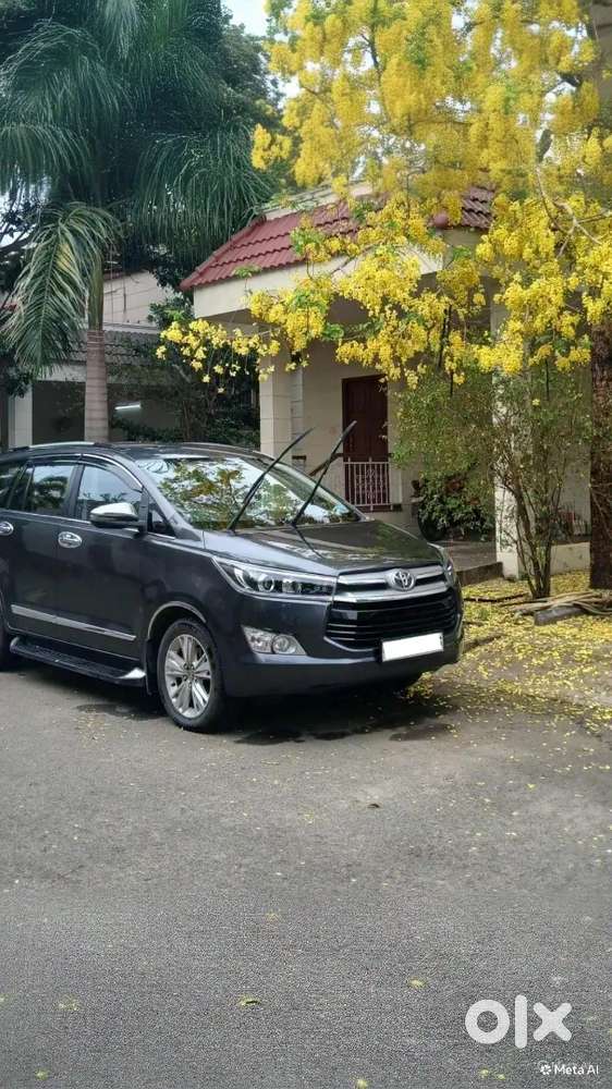 Toyota Innova Crysta 2.8 Z
