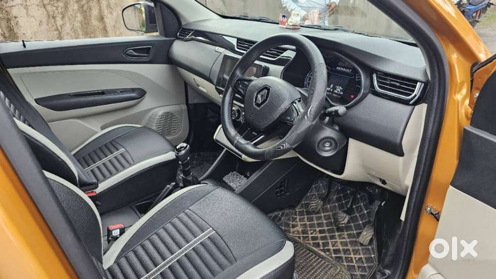 Renault Triber Rxt, 2024, Petrol