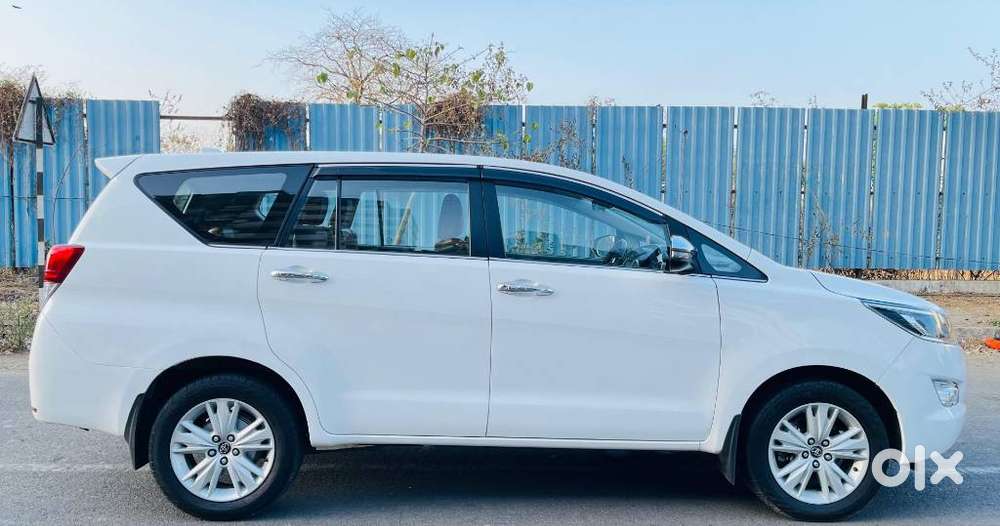 Toyota Innova Crysta 2.8z Automatic, 2018, Diesel