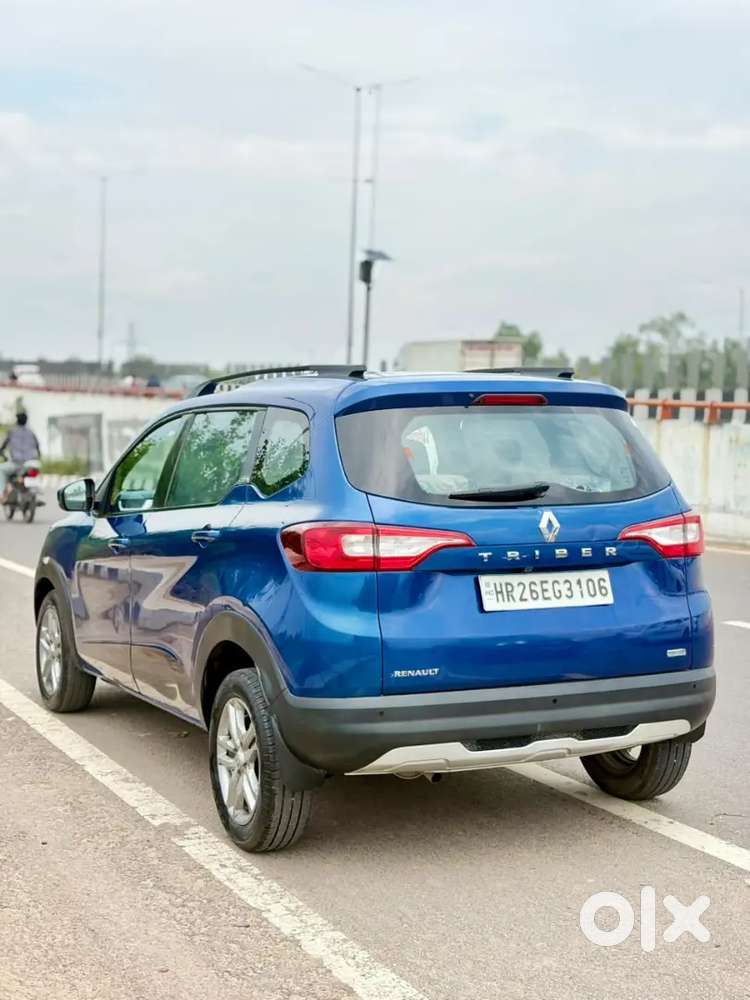 Renault Triber 1.0 Rxz 2020 Dual Tone