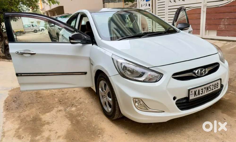 Hyundai Fluidic Verna 1.4 Crdi 2011