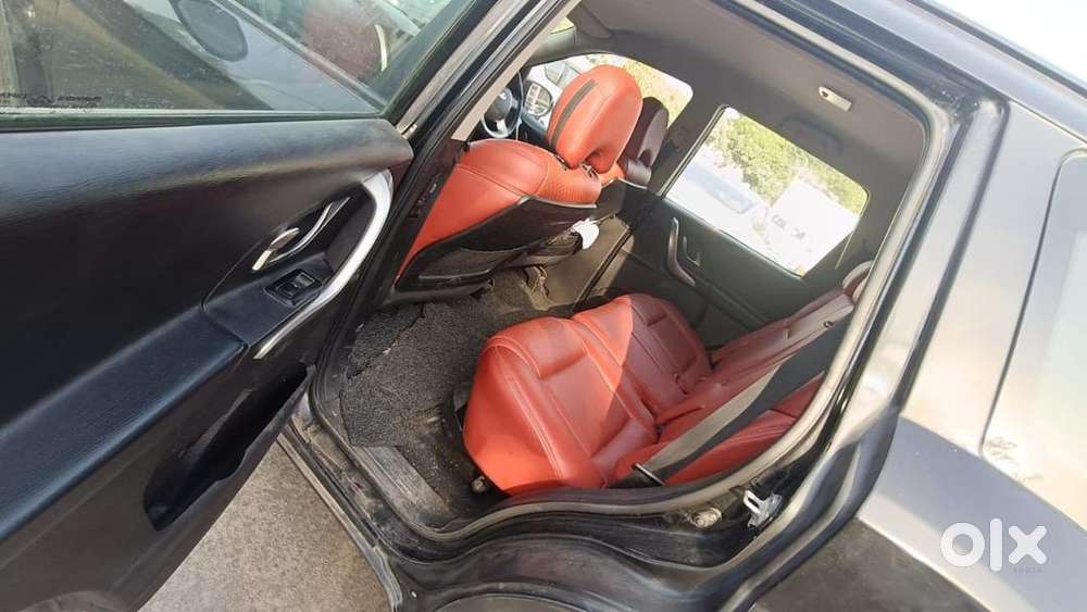 Mahindra Xuv500 2018 Diesel 80000 Km Driven