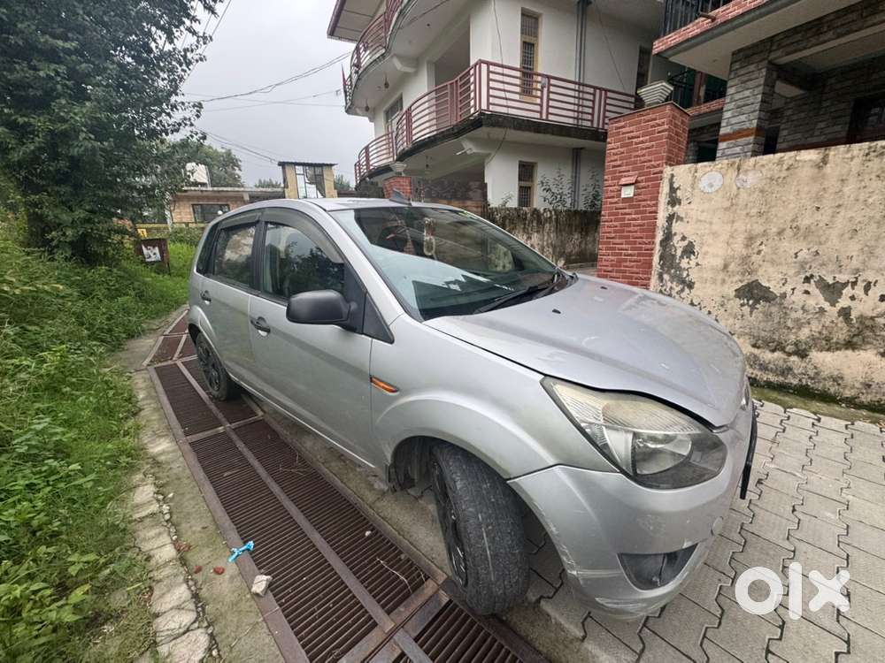 Ford Figo Petrol 2010