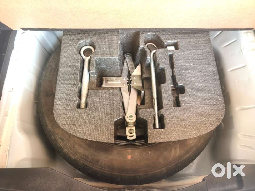 Honda Elevate V Mt, 2023, Petrol