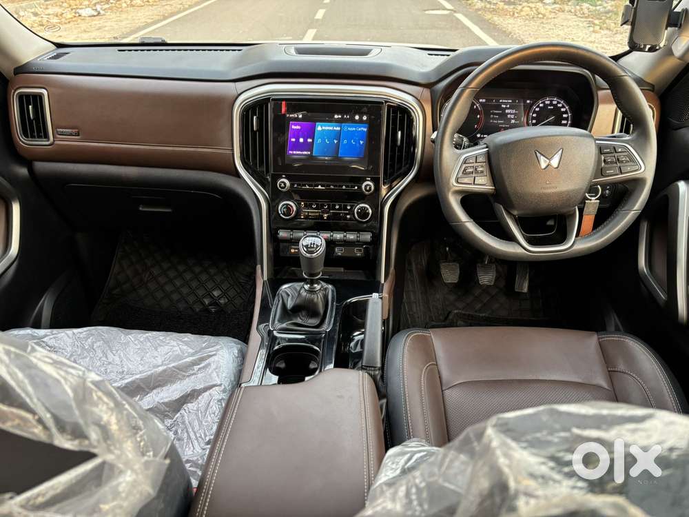 Mahindra Scorpio N Z8 Petrol Mt 7 Str, 2024, Petrol