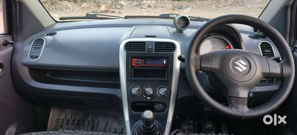 Maruti Suzuki Ritz Vxi, 2014, Petrol