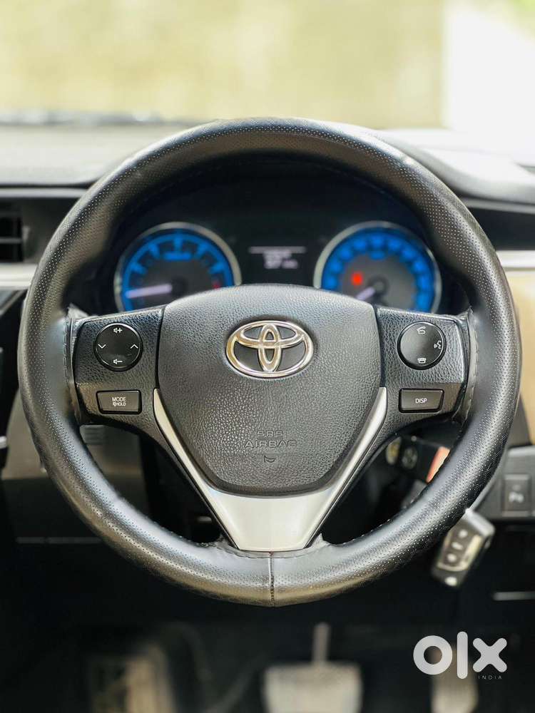 Toyota Corolla Altis [ ] 1.8 G Cvt, 2016, Petrol