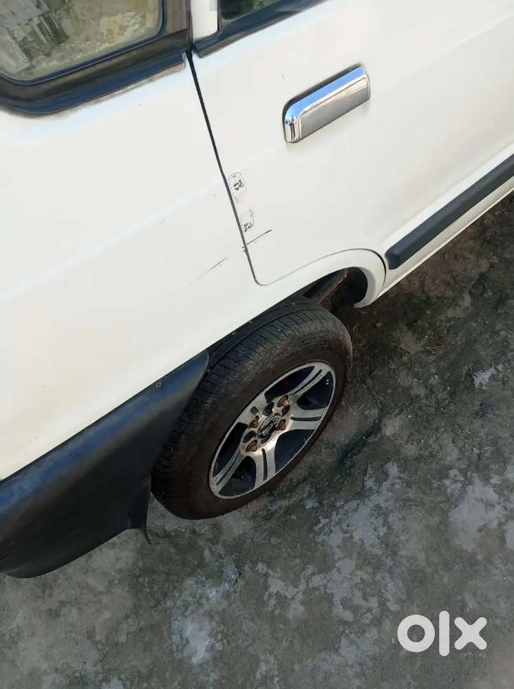 Maruti Suzuki 800 2010