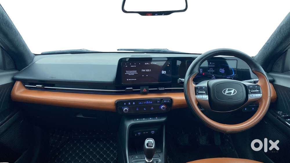 Hyundai Verna 1.5 Sx (o) Petrol Mt, 2024, Petrol