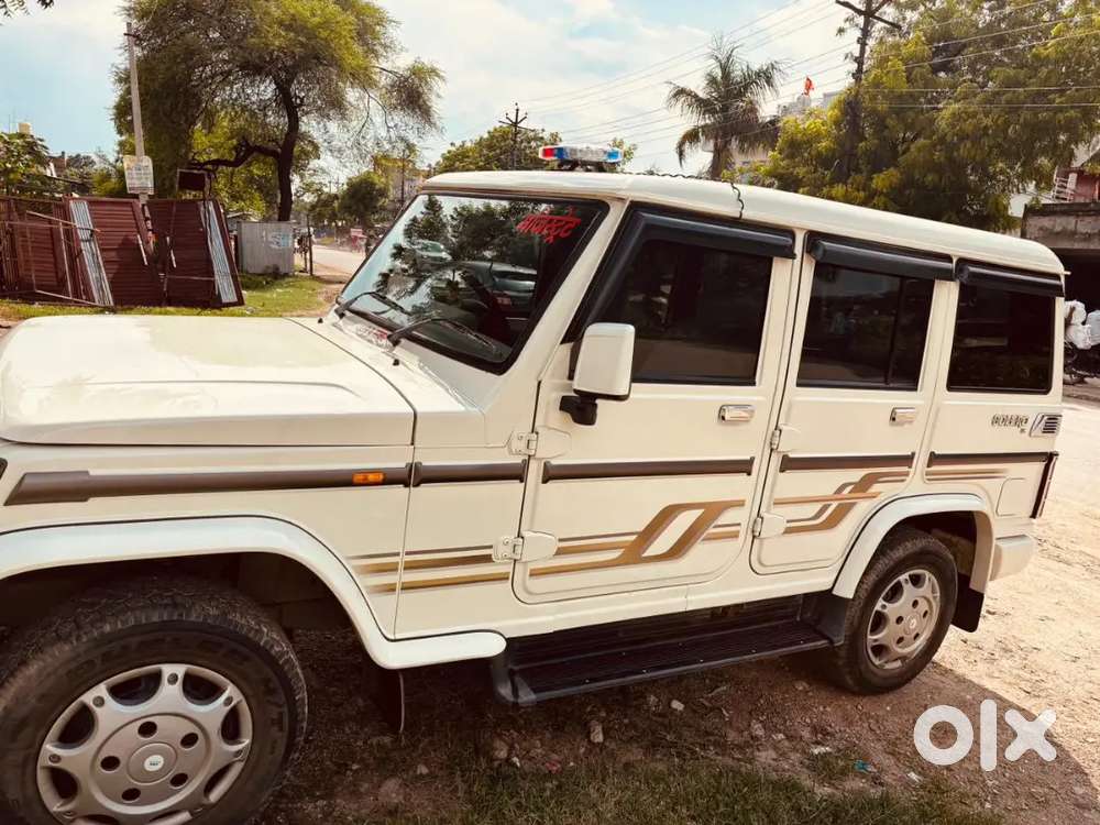 Full Top Brand New Condition Original Tire Ke Sath Full Original Hai