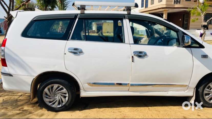 Toyota Innova Diesel 2012