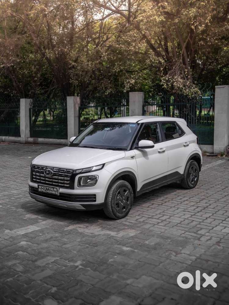 Hyundai Venue E, 2024, Petrol
