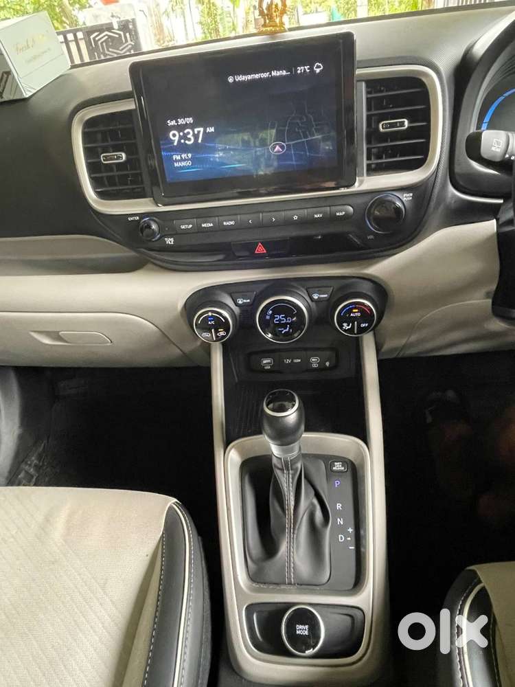 Hyundai Venue Sx Turbo Dct - Top End (only 22,791 Km)