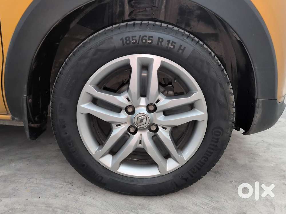 Renault Triber Rxz Easy-r Amt, 2020, Petrol
