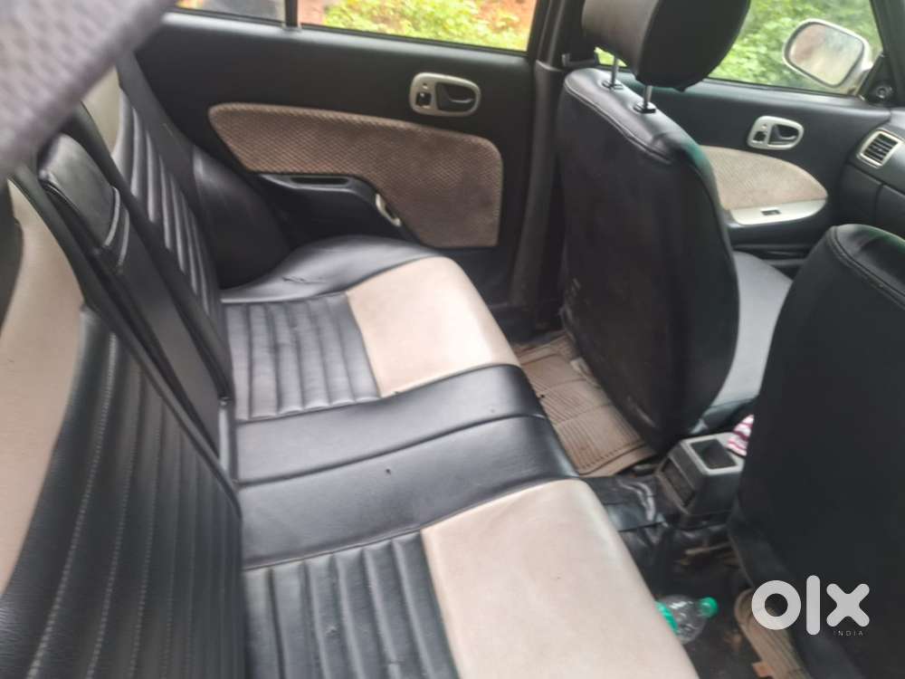 Maruti Esteem Vxi 2005