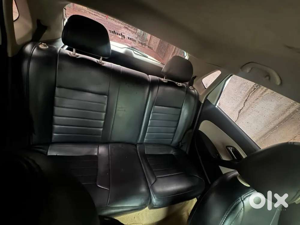 Volkswagen Polo Petrol Highline 2011