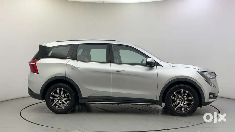 Mahindra Xuv700 2.0 Ax 7 Petrol At Luxury Pack Str, 2023, Petrol
