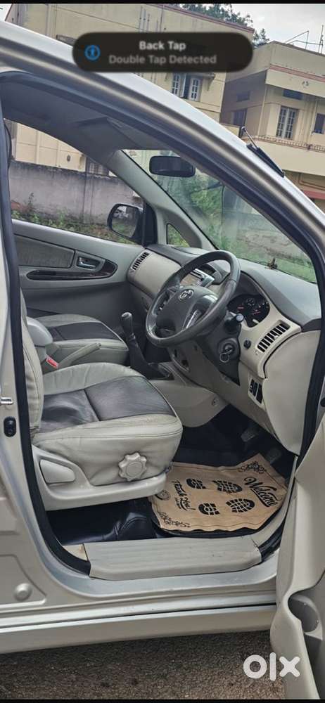 Toyota Innova 2014 Diesel 131000 Km Driven