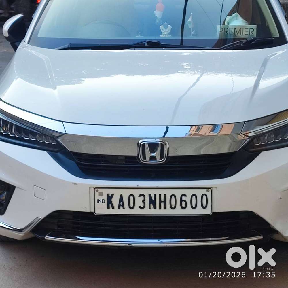 White Top End Automatic Petrol Honda City Car 5th Generation Zx Cvt I