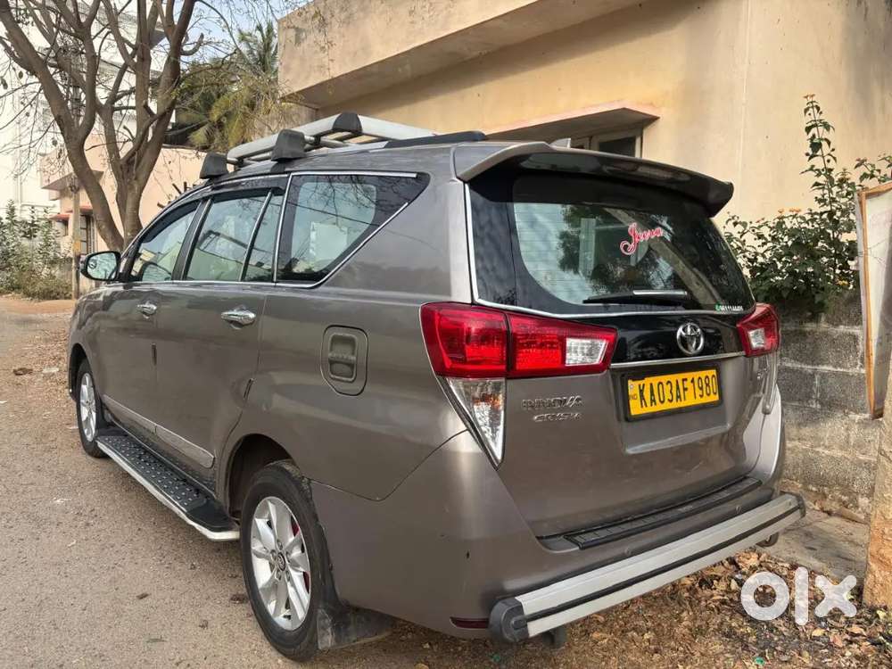 Toyota Innova Crysta 2018 Diesel 261000 Km Driven