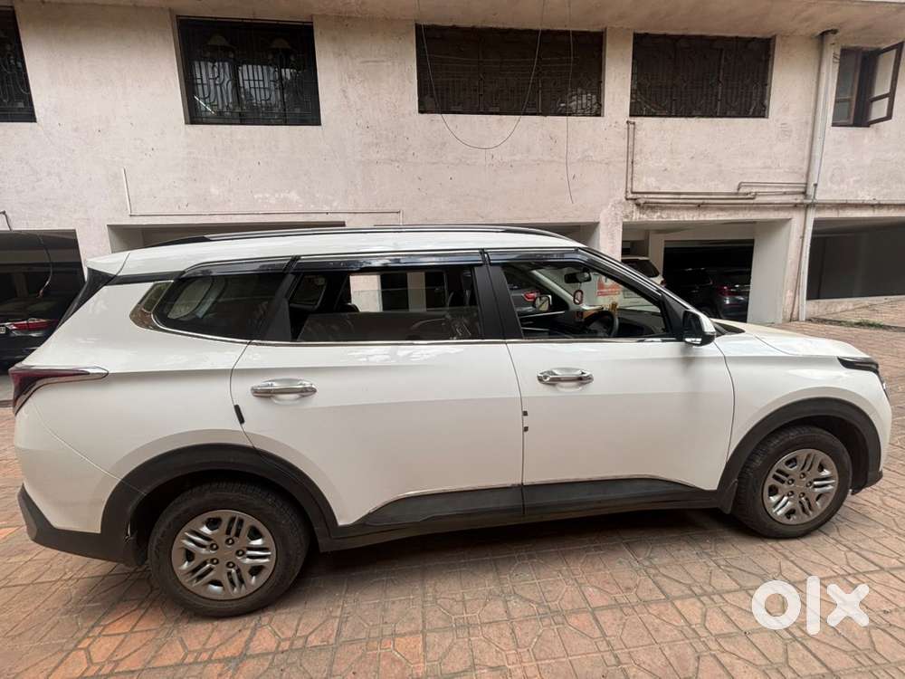 Kia Carens Petrol Manual 2023