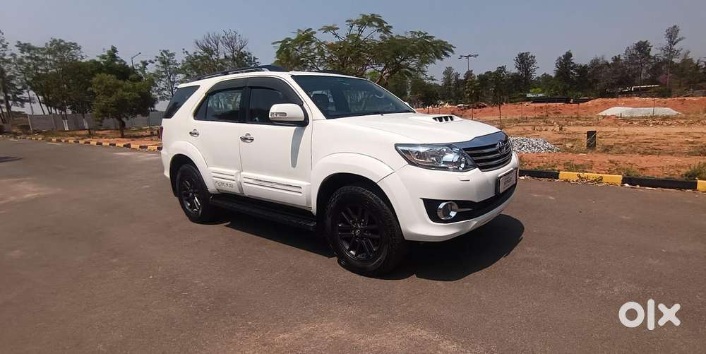 Toyota Fortuner, 2015, Diesel