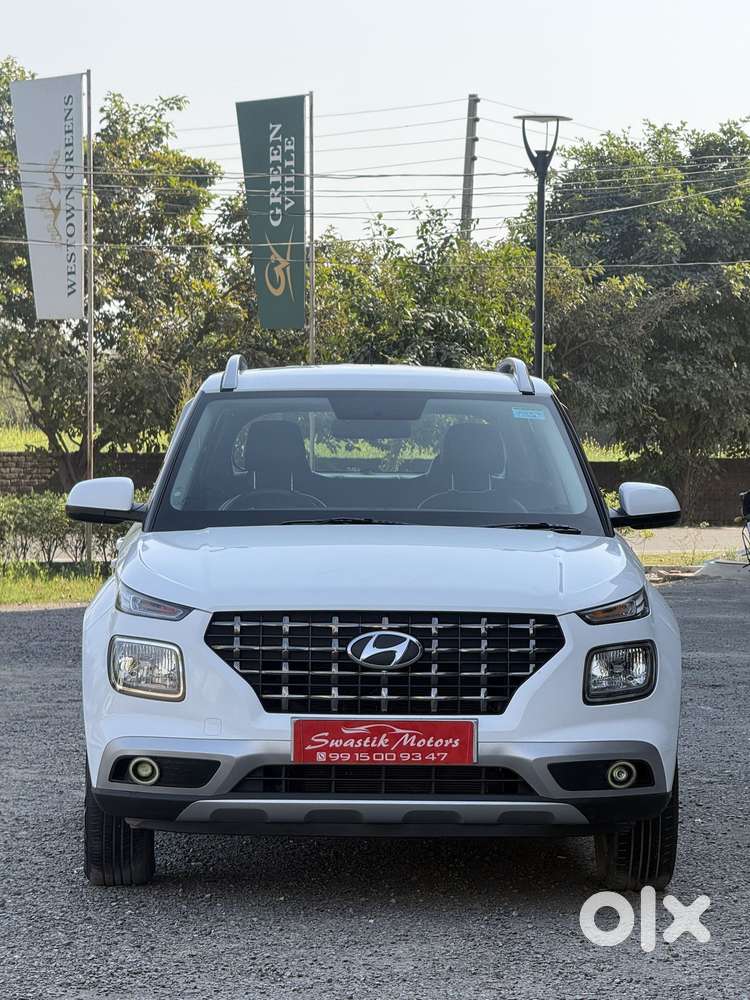 Hyundai Venue S Turbo, 2021, Petrol