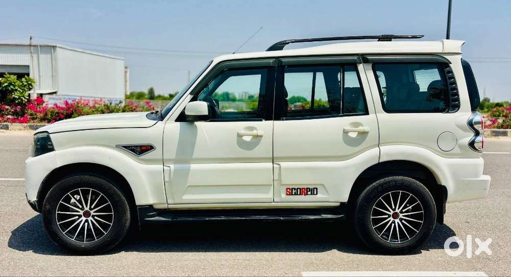 Mahindra Scorpio S10 At 2wd, 2016, Diesel