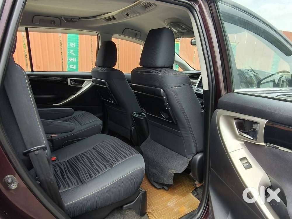 Toyota Innova Crysta 2.4 Vx Mt, 2017, Diesel