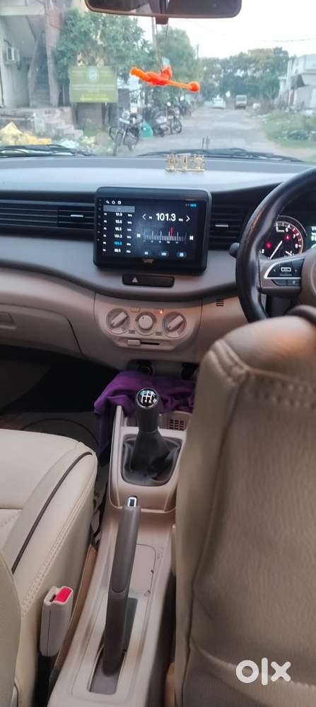 Maruti Suzuki Ertiga Vxi, 2025, Petrol