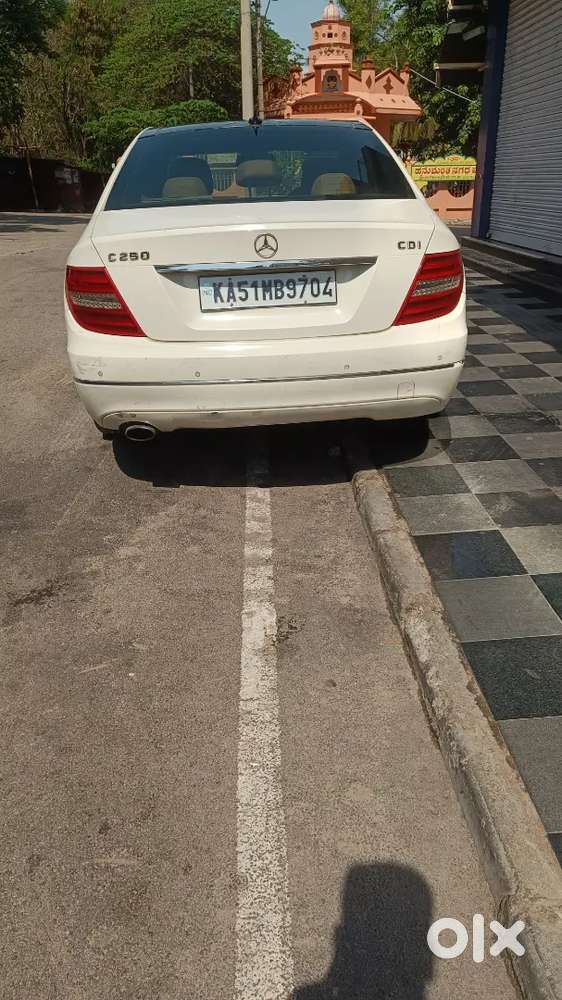 Mercedes-benz C-class 2011 Diesel 120000 Km Driven