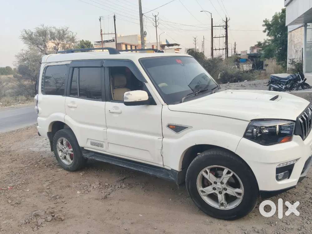 Mahindra Scorpio 2015 S10 2nd Owner