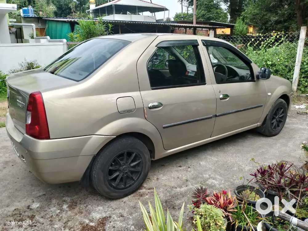 Mahindra Renault Logan Petrol 2007