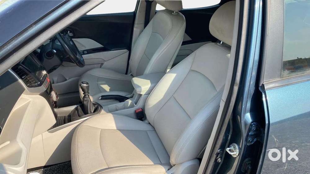 Mahindra Xuv300 W8 Option, 2019, Petrol