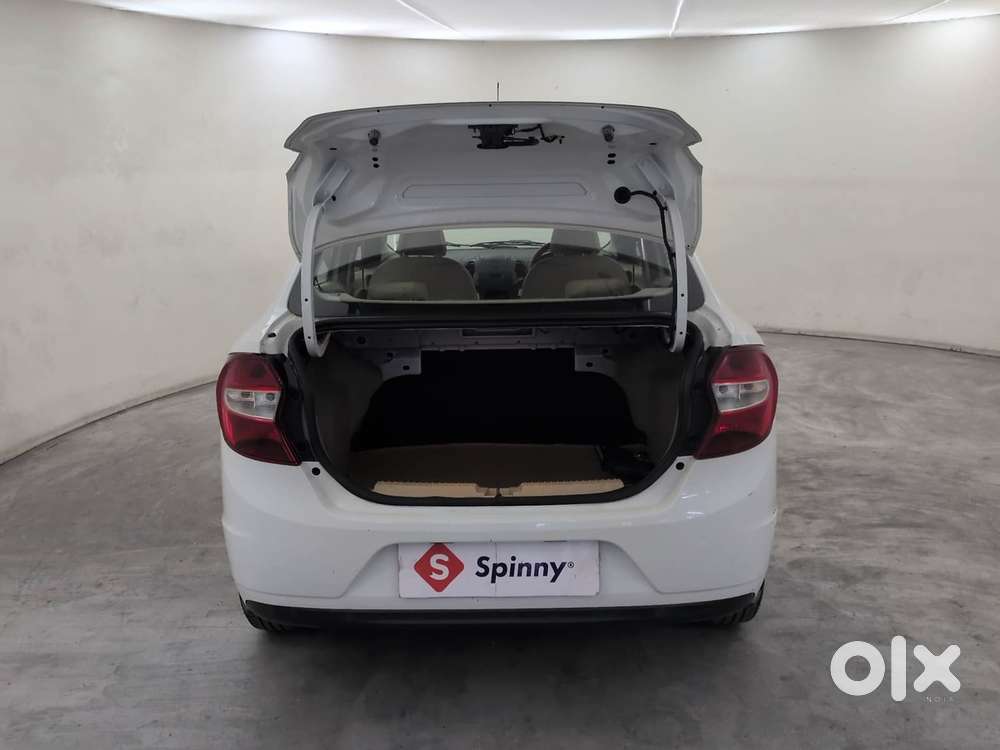 Ford Figo Aspire Titanium, 2018, Petrol
