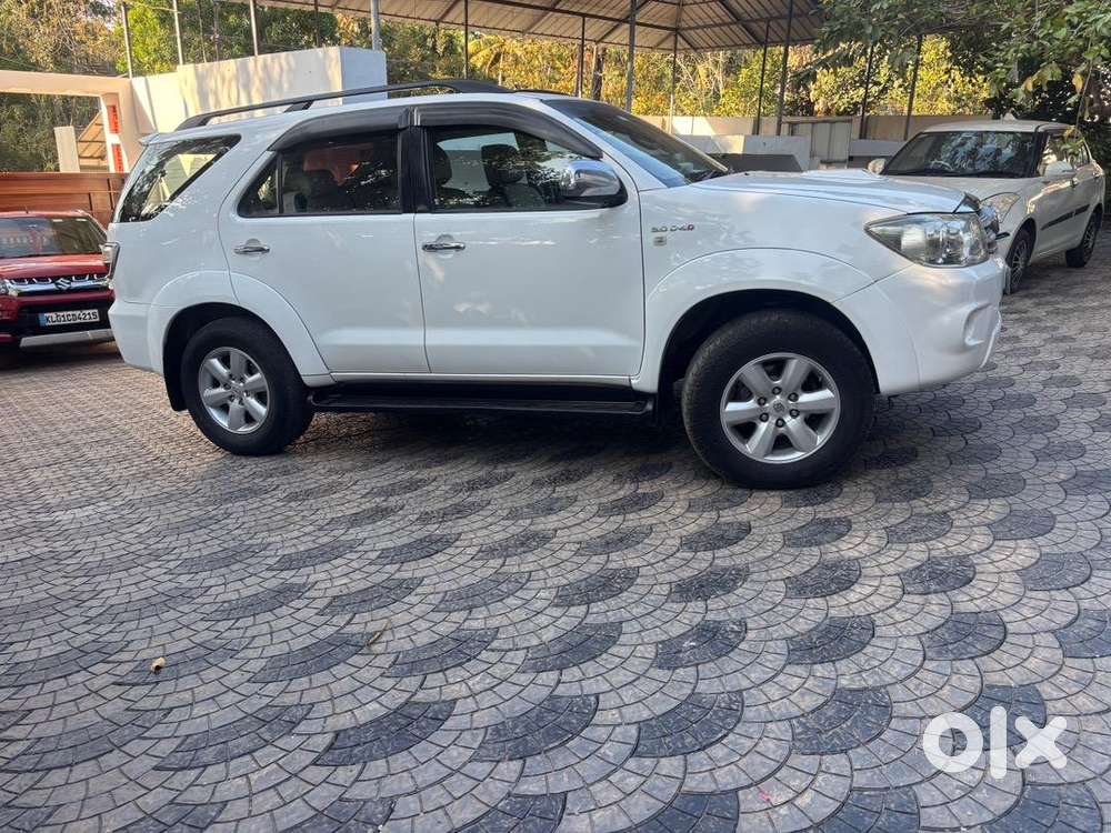 2010 Fortuner 4*4original Kerala Vehicle With New Papers Upto 2030