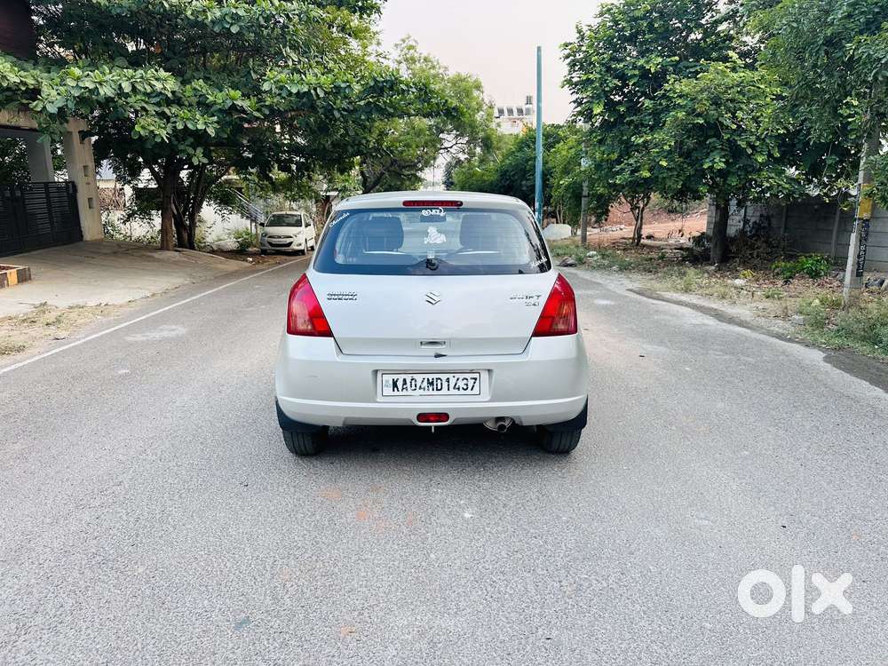Maruti Suzuki Swift 1.3 Zxi, 2006, Petrol