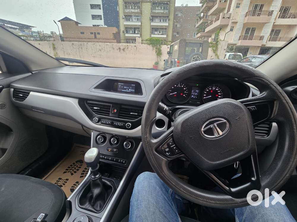 Tata Nexon 1.2 Revotron Xm, 2017, Diesel