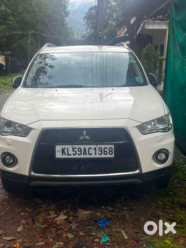 Mitsubishi Outlander Petrol 2010