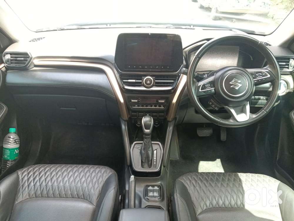 Maruti Suzuki Grand Vitara 1.5 Alpha Plus Intelligent Hybrid Ecvt, 2..