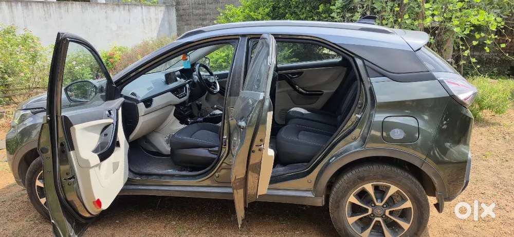 Tata Nexon Diesel 2021 - Top End - Excellent Condition