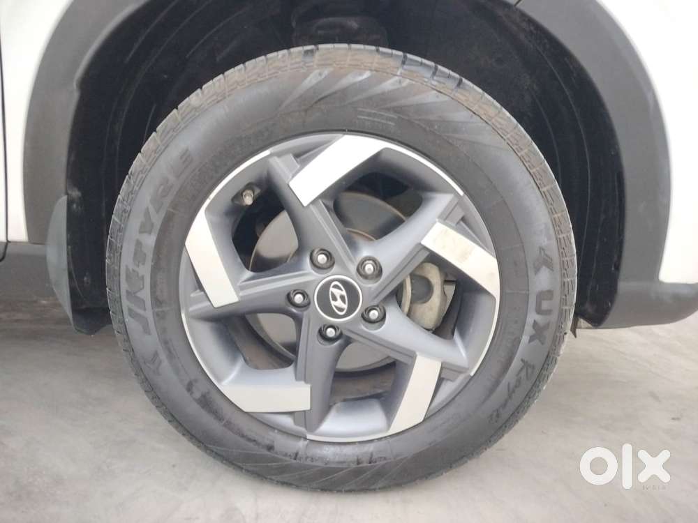 Hyundai Venue Sx Plus Turbo Dct, 2022, Petrol
